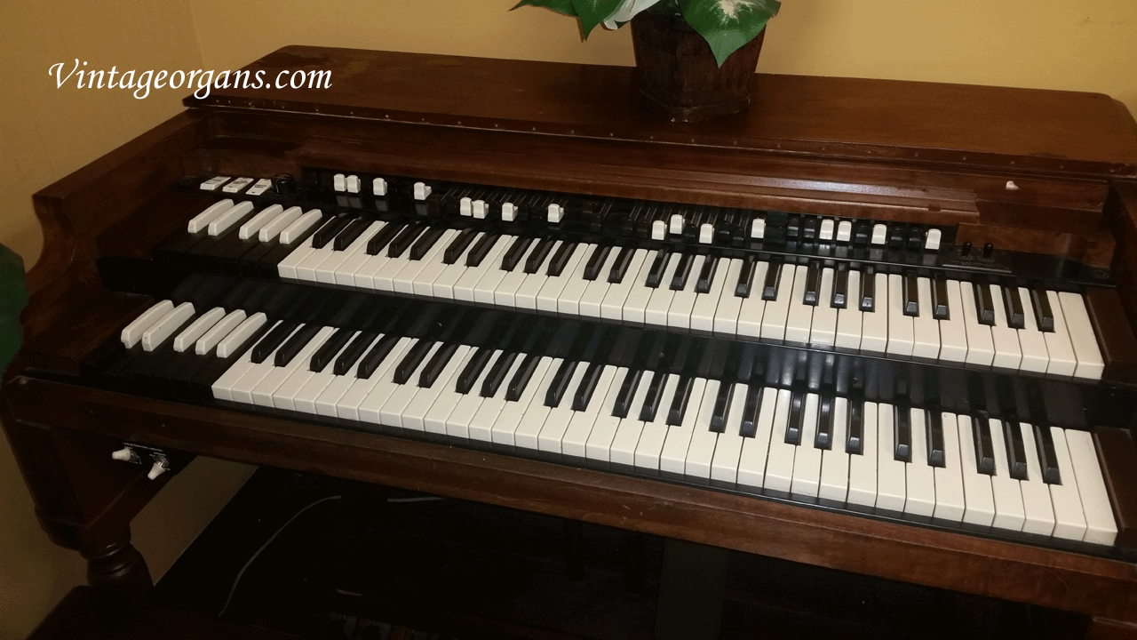 Vintage Hammond Church Organs Hammond B2 w/ Leslie 22H