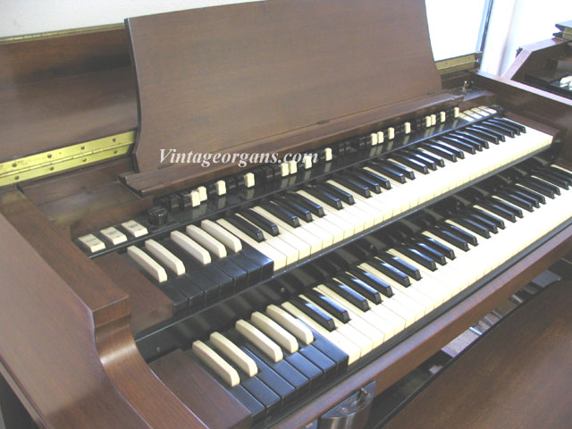 Vintage Hammond Church Organs - Hammond B3/ Leslie 122