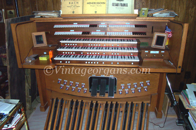 Vintage Hammond Church Organs Rodgers 840 Oak 3 Manual Many Speakers